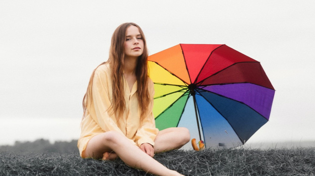 GABRIELLE APLIN